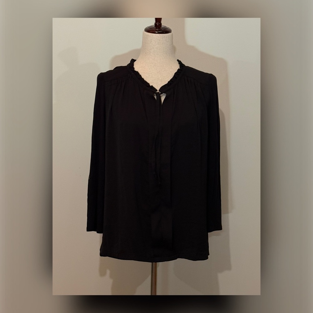 MEADOW RUE by ANTHROPOLOGIE Ruffled Tie-Neck Blouse in Black